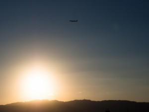 山と飛行機
